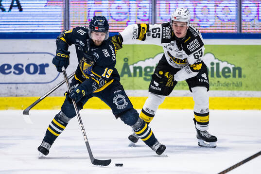 Södertäljes Hampus Harlestam och Västerås Noel Fransén