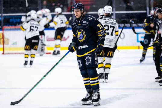 Södertäljes Andrew Nielsen deppar