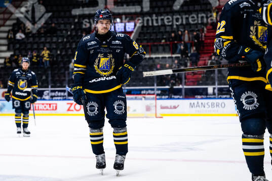 Södertäljes Miikka Pitkänen deppar