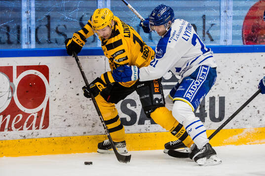 Skellefteås Andreas Johnson och Leksands Joonas Lyytinen