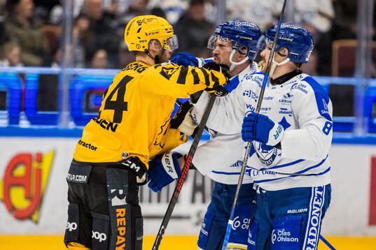 Skellefteås Oscar Lindberg och Leksands Eddie Larsson och