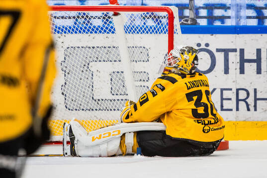 Skellefteås målvakt Gustaf Lindvall