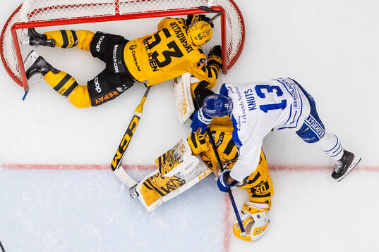 Skellefteås Luke Witkowski och Leksands Jon Knuts och