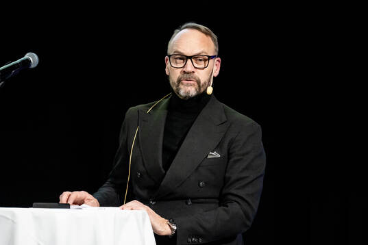 Valberedningens ordförande Olof Myhrman