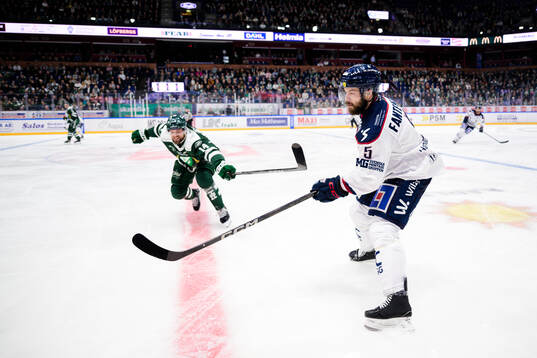 Färjestads Henrik Björklund och Linköpings Oscar