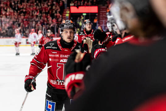 Örebros Patrik Karlkvist jublar