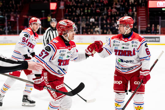Timrås Anton Wedin jublar