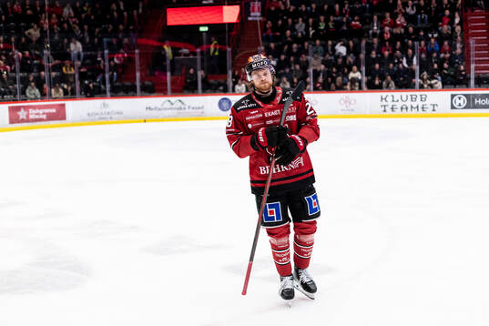 Örebros Linus Arnesson deppar