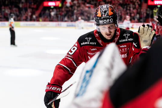 Örebros Patrik Karlkvist jublar