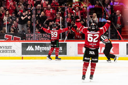 Örebros Patrik Karlkvist jublar