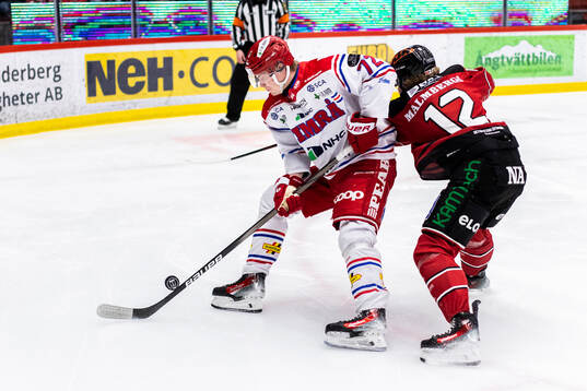 Timrås Erik Walli Walterholm och Örebros Noah Steen