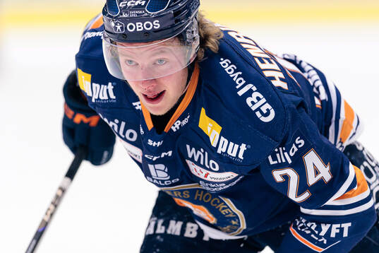 Växjös Karl Henriksson har ont
