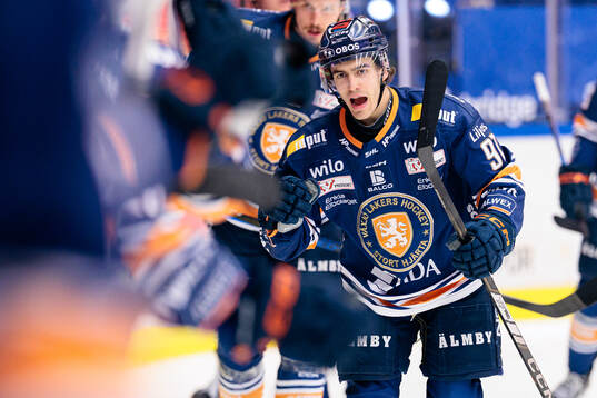 Växjös Felix Robert jublar
