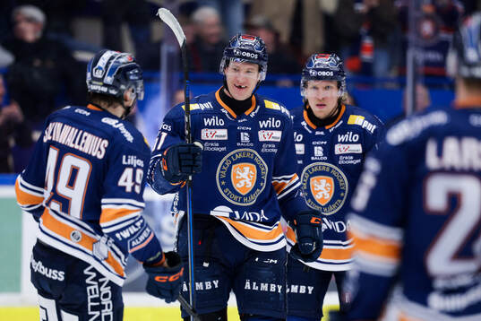 Växjös Emil Sylvegård jublar