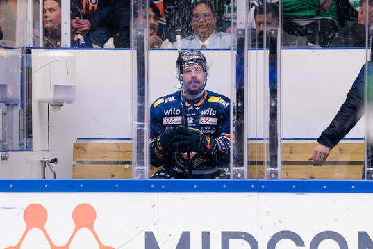 Växjös Brian Cooper i utvisningsbåset