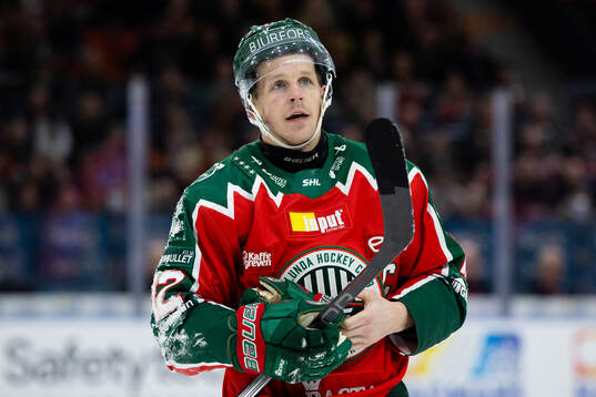 Frölundas Max Friberg har ont