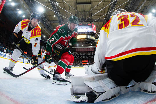 Frölundas Christian Folin och Brynäs Christian Djoos