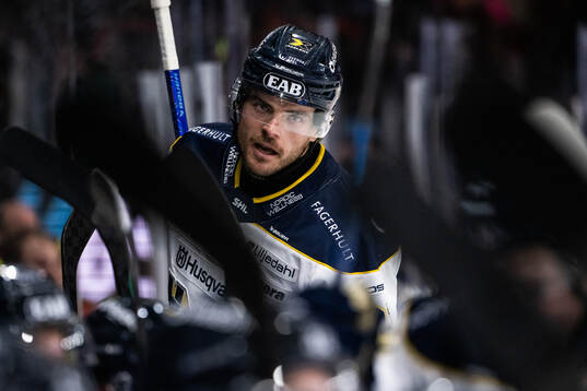 HV71s Oscar Engsund