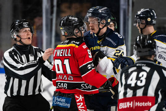 Luleås Brian O'neil och HV71s Tommi Tikka