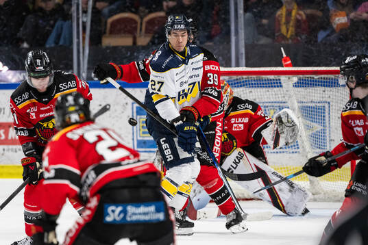 HV71s Jonathan Ang