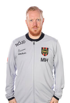 Brommapojkarnas målvaktstränare Mathias Hallbygård