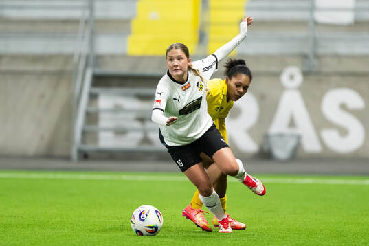 Häckens Emilia Migas och Elfsborgs Vanessa Lopez