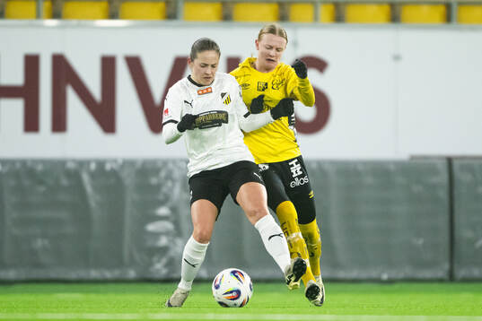 Häckens Céline Gysenius och Elfsborgs Hanna Jiozon