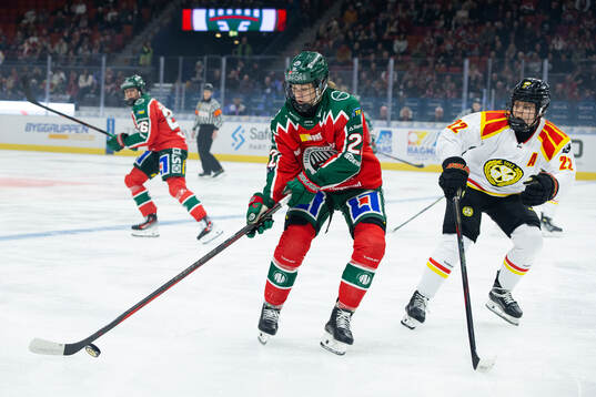 Frölundas Andrea Dalen och Brynäs Hanna Thuvik