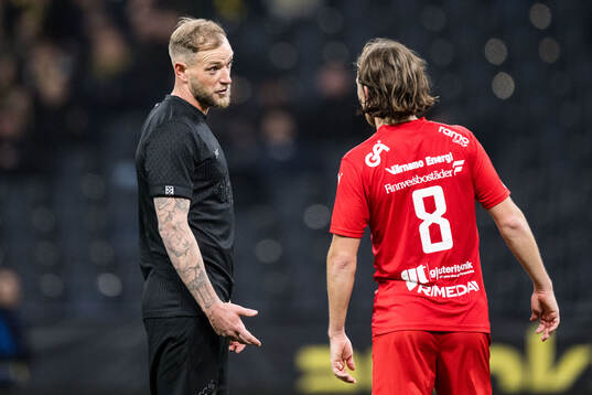 AIKs John Guidetti och Värnamos Axel Björnström