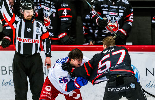 Oskarshamns Ville Jonsson och Nybros Radek Muzik