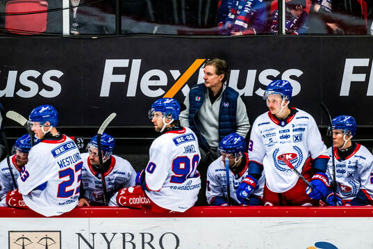 Oskarshamns Gustaf Westlund, Liam Hawel och tränare Tero