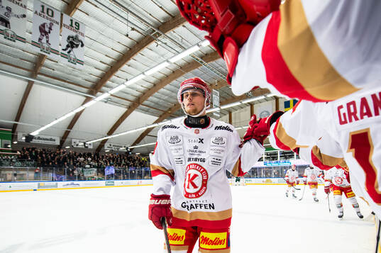 Kalmars John Dahlström jublar