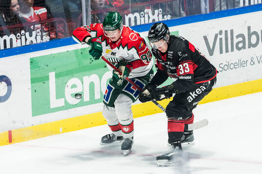 Frölundas Filip Cederqvist och Malmö Redhawks Lassi