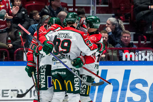 Frölundas Henrik Tömmernes jublar