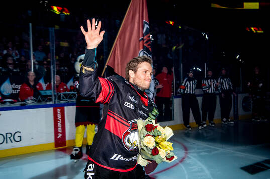Christoffer Forsberg hyllades som Malmö Redhawks meste