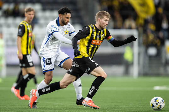 Sirius Joakim Persson och Häckens Simon Gustafson