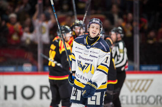 HV71s Isac Brännström deppar