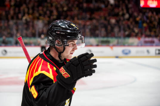 Brynäs Victor Söderström jublar