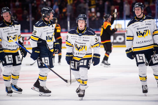 HV71s Jamiro Reber deppar