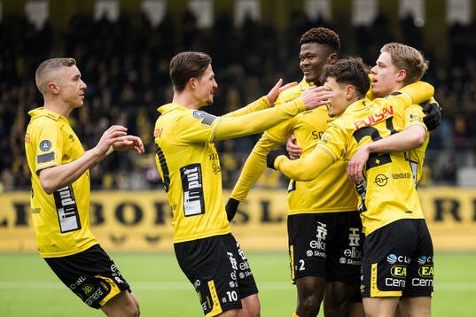 Elfsborgs Gottfrid Rapp jublar med Sebastian Holmen Simon