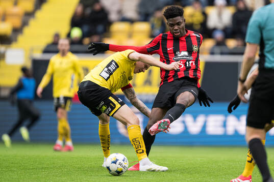 Elfsborgs Sebastian Holmen och Brommapojkarnas Ezekiel