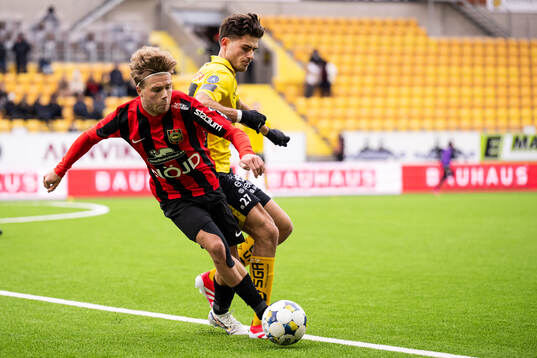 Brommapojkarnas Wilmer Odefalk och Elfsborgs Besfort Zeneli