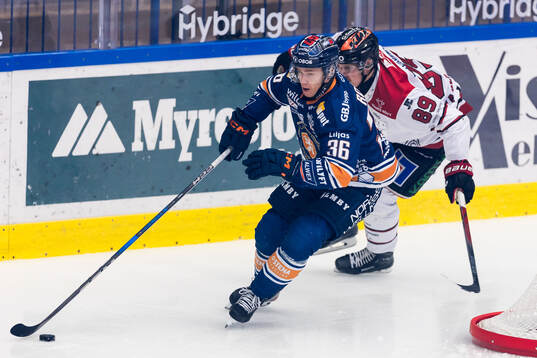 Växjös Elias Rosén och Örebros Patrik Karlkvist