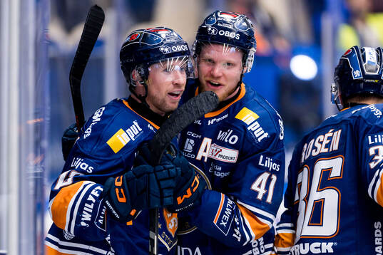 Bläddra bland fler bilder av Ishockey, SHL, Växjö - Örebro