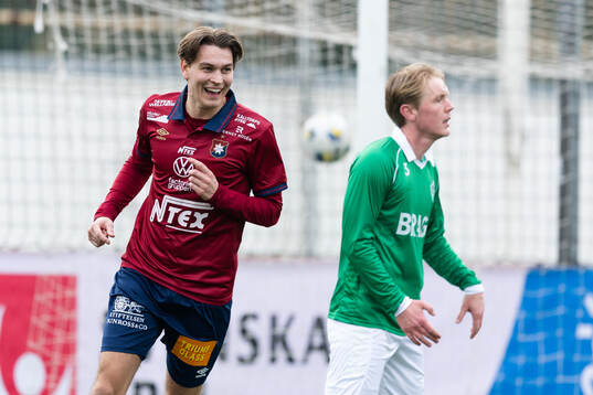 Örgrytes Noah Christoffersson jublar