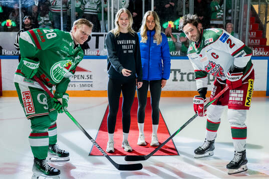Rögles Anton Bengtsson, och Modos David Rundblad