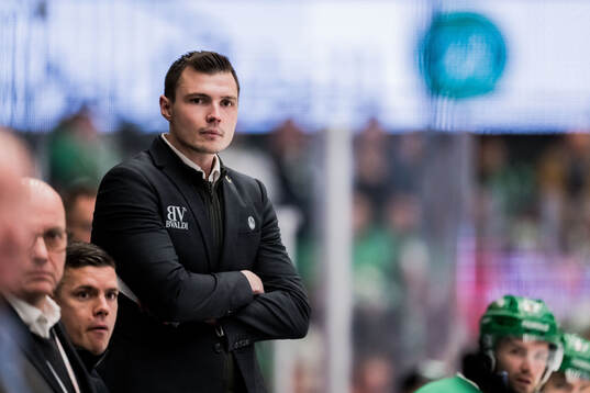 Rögles assisterande tränare Max Bohlin