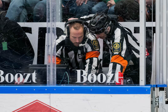 Domare Andreas Harnebring och Domare Linus Öhlund