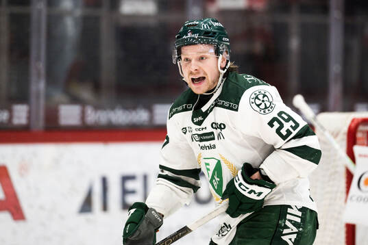 Färjestads Oskar Steen