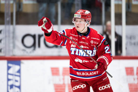 Timrås Simon Forsmark jublar